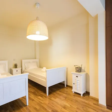 Serenity Villas, Nilie Hospitality Mgmt * Kassandra